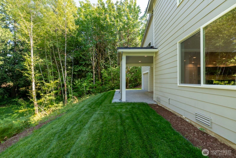 8701 Trillium Lane