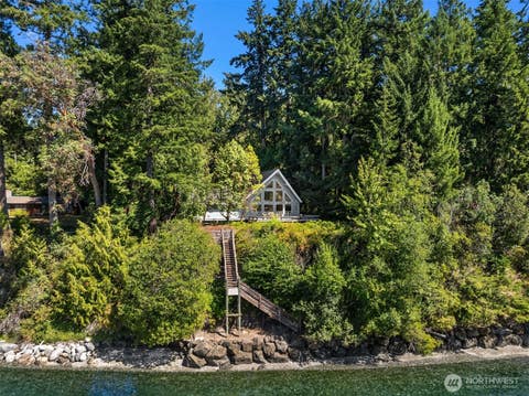 Photo of 16273 Reitan Road NE, Bainbridge Island, WA 98110 (MLS # 2565312)