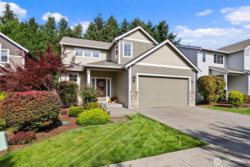 5021 Black Rock Loop SE
