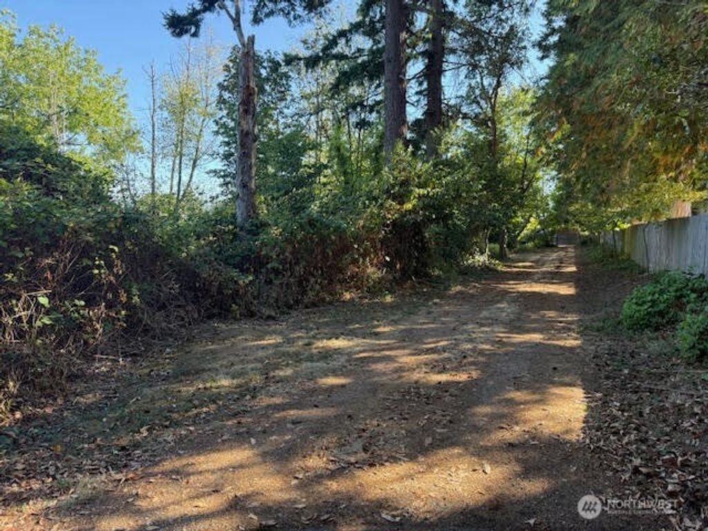 Photo of 2620 S 150th Street, SeaTac, WA 98188 (MLS # 2438102)