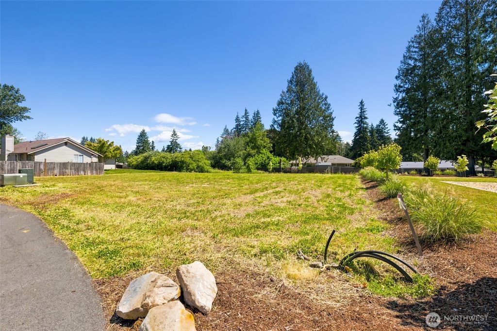 Photo of 5 81st Street SW, Everett, WA 98203 (MLS # 2542168)