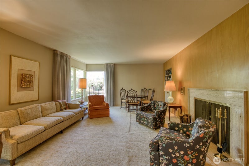 1300 Bel Aire Avenue