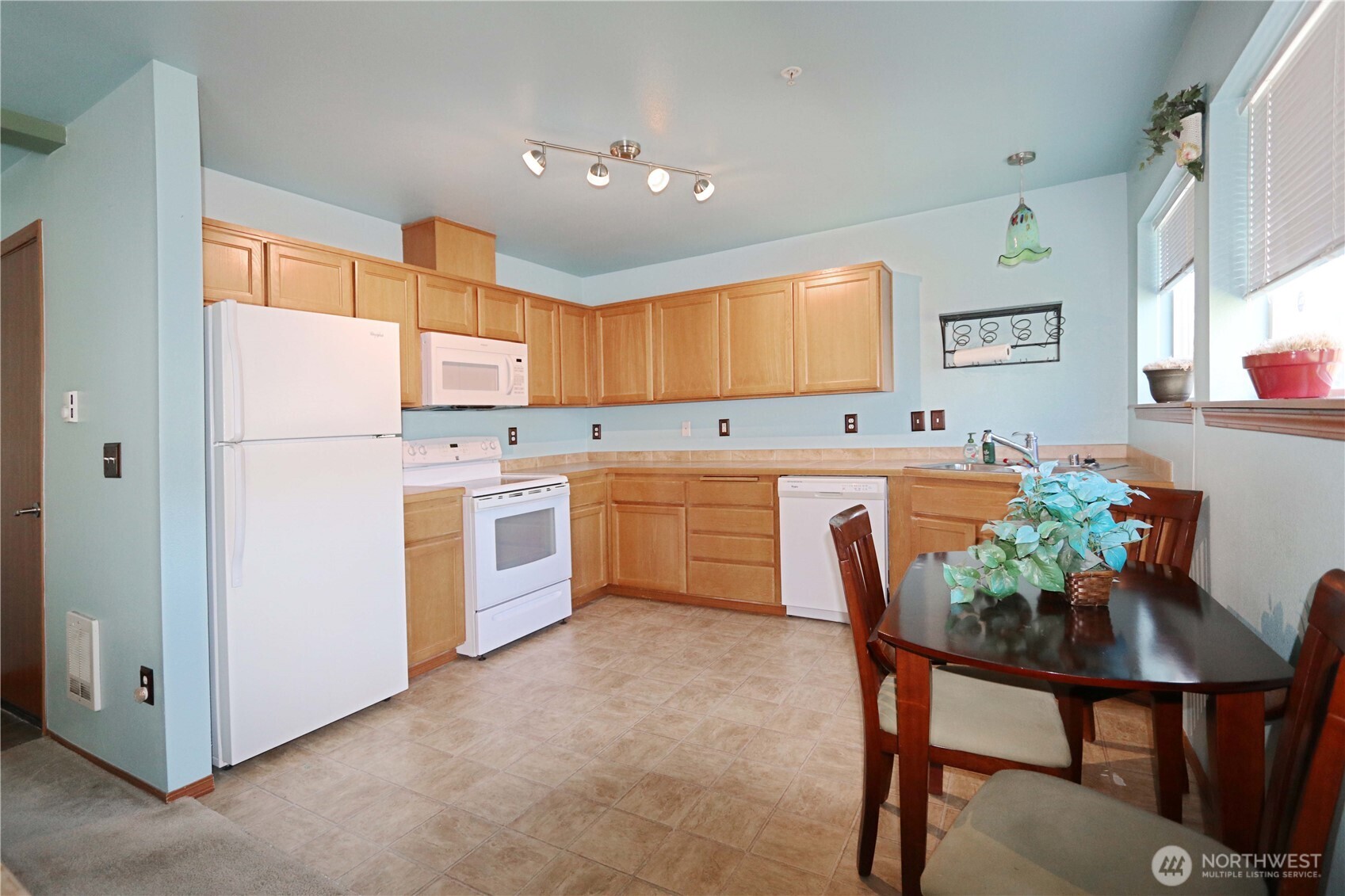 1002 108th Street Ct E 23