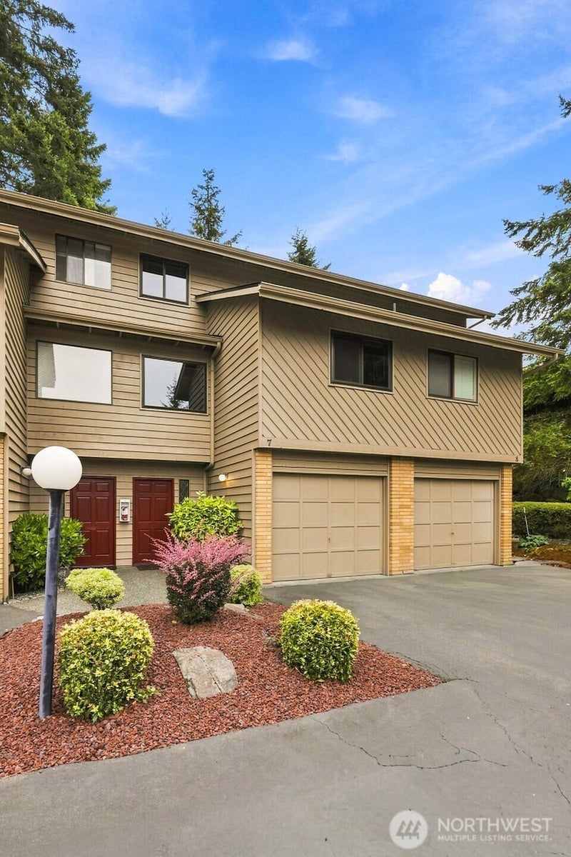 22906 Edmonds Way 7