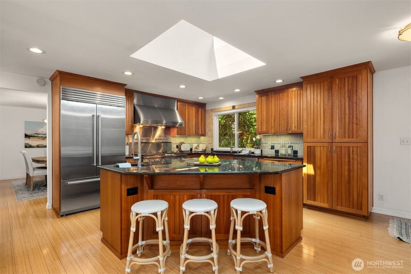 3734 NE 150th Street