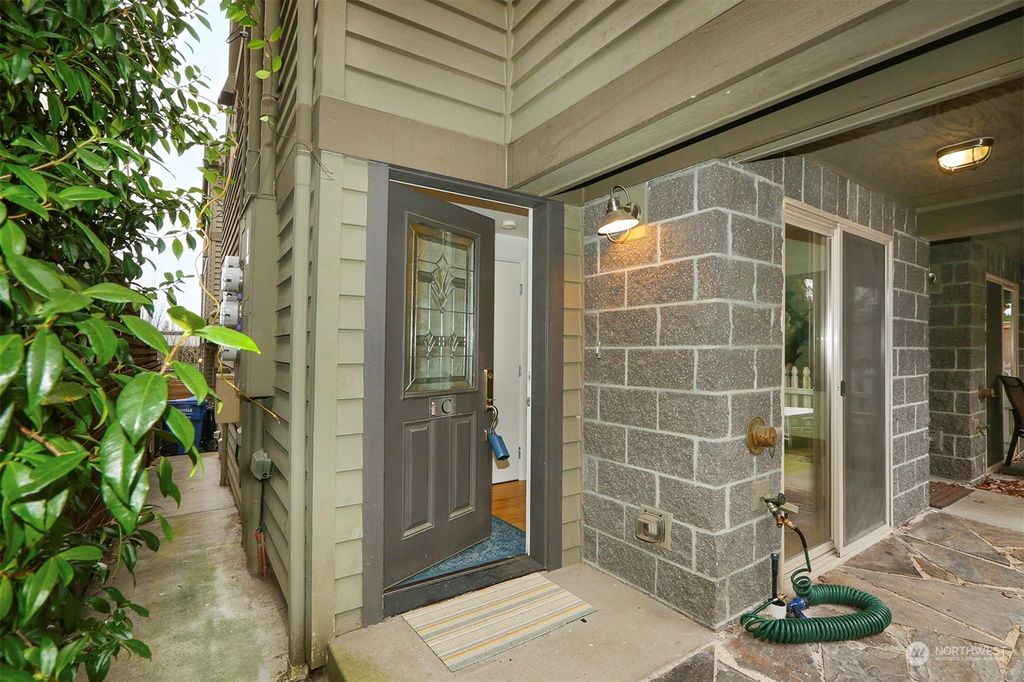 Photo of 1516 Taylor Avenue N #C, Seattle, WA 98109 (MLS # 2189978)