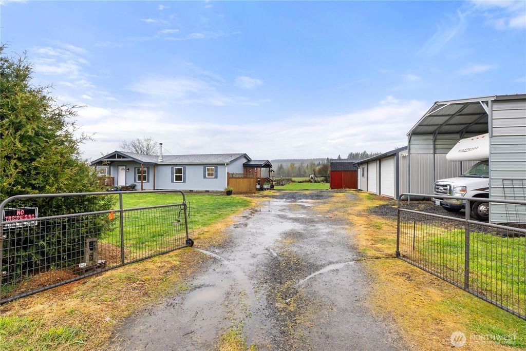 Photo of 164 Quiet Acres Drive, Onalaska, WA 98570 (MLS # 2503059)