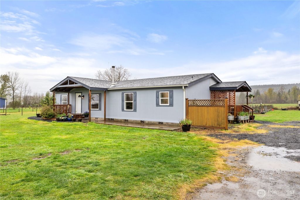 Photo of 164 Quiet Acres Drive, Onalaska, WA 98570 (MLS # 2503059)