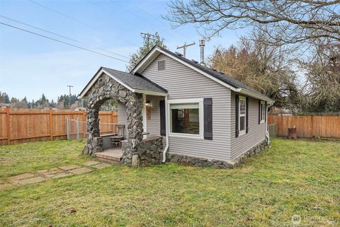 Photo of 926 Austin Avenue, Port Orchard, WA 98366 (MLS # 2482736)