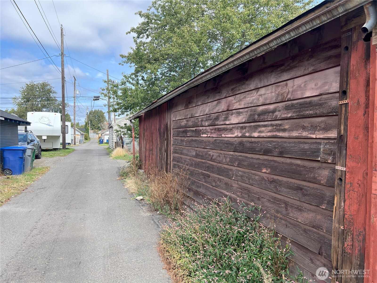 505 Burnett Avenue S