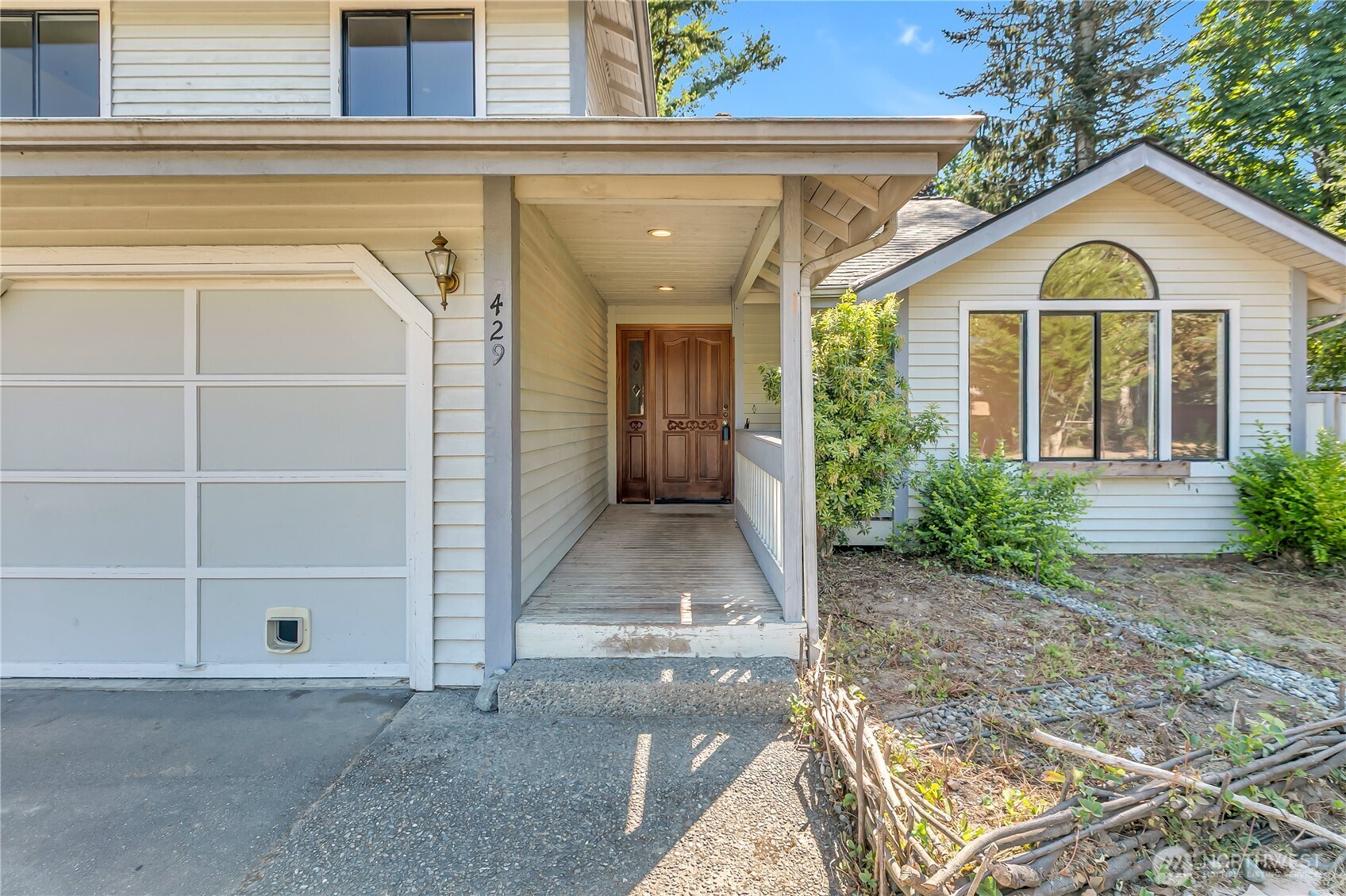 429 SE Orchard Drive