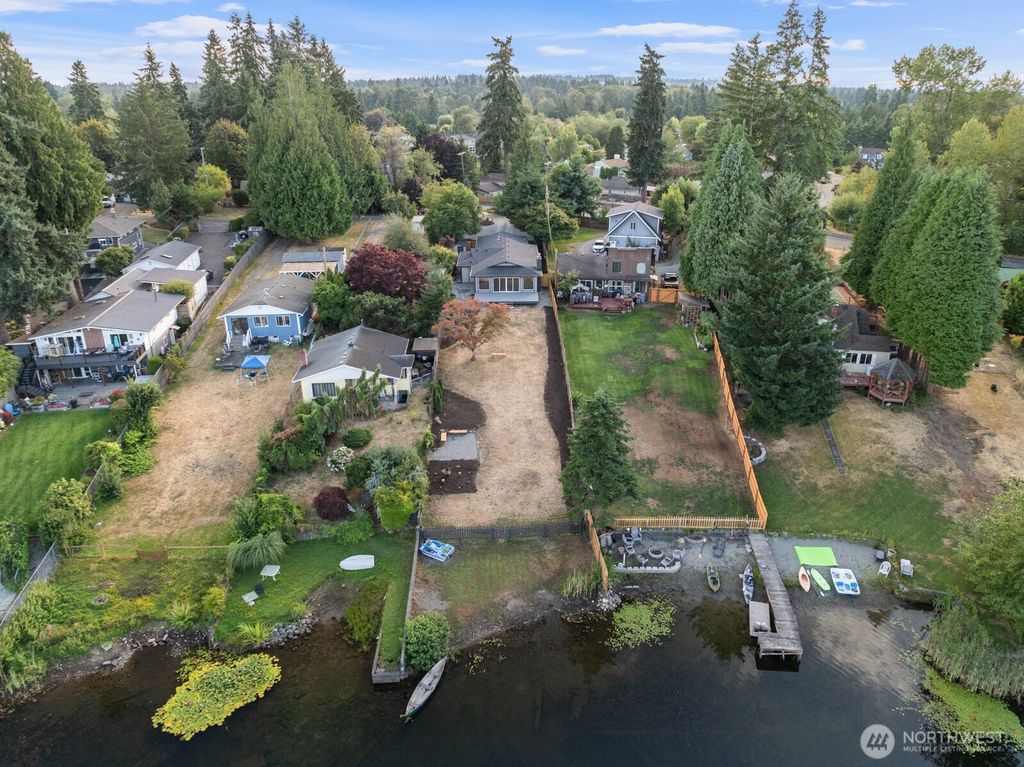 Photo of 31400 7th Place SW, Federal Way, WA 98023 (MLS # 2403706)