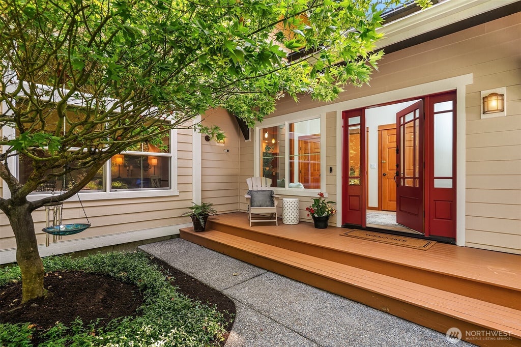 Photo of 14744 Sivertson Road NE, Bainbridge Island, WA 98110 (MLS # 2593045)