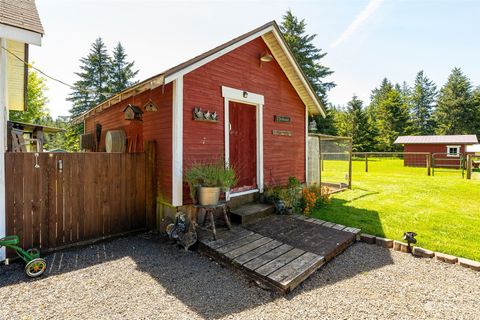 A home in Chehalis