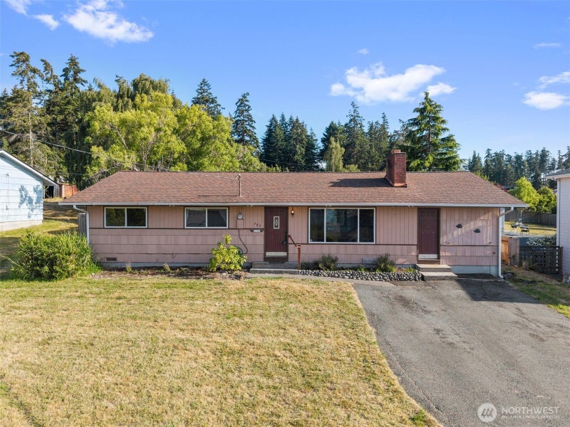705 NE 6th Street