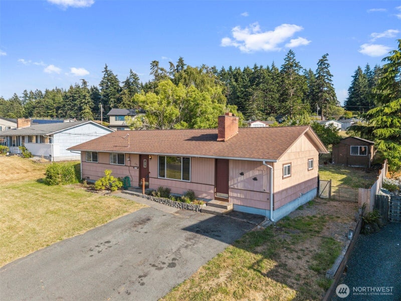 705 NE 6th Street