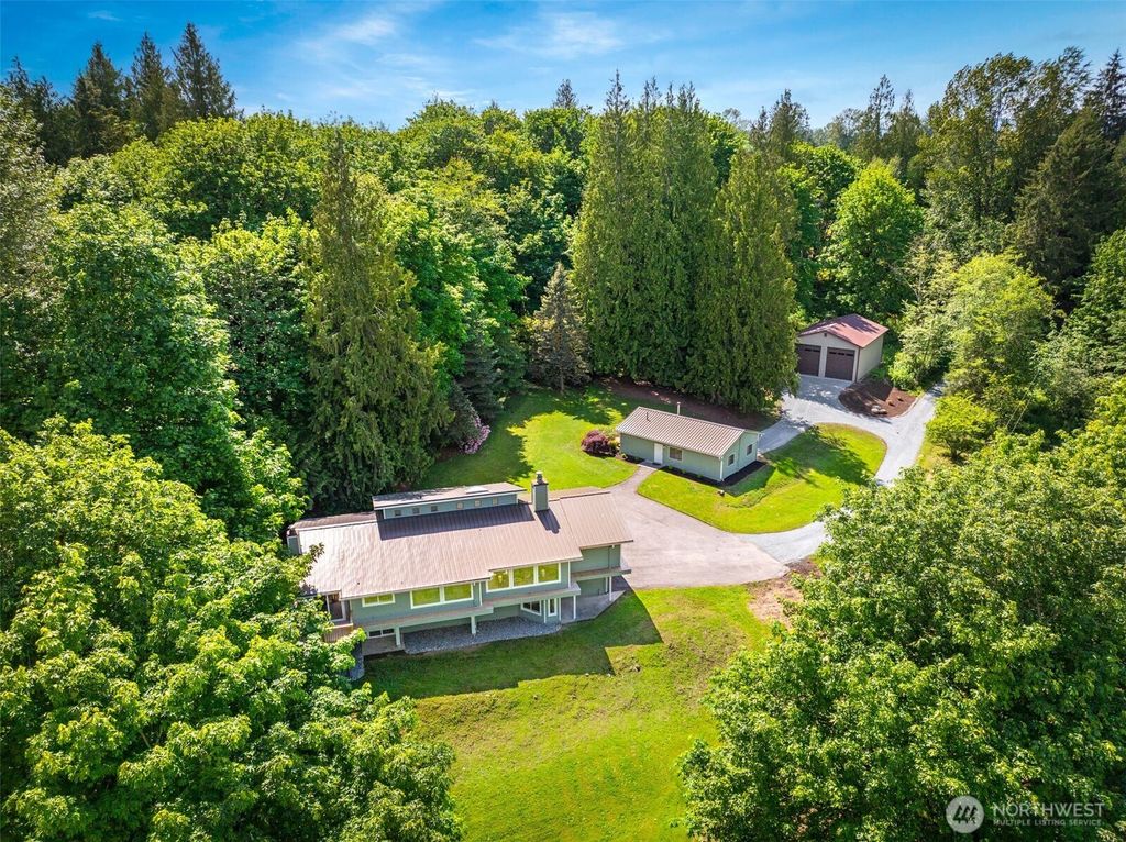 Photo of 9304 156th Street SE, Snohomish, WA 98296 (MLS # 2377036)