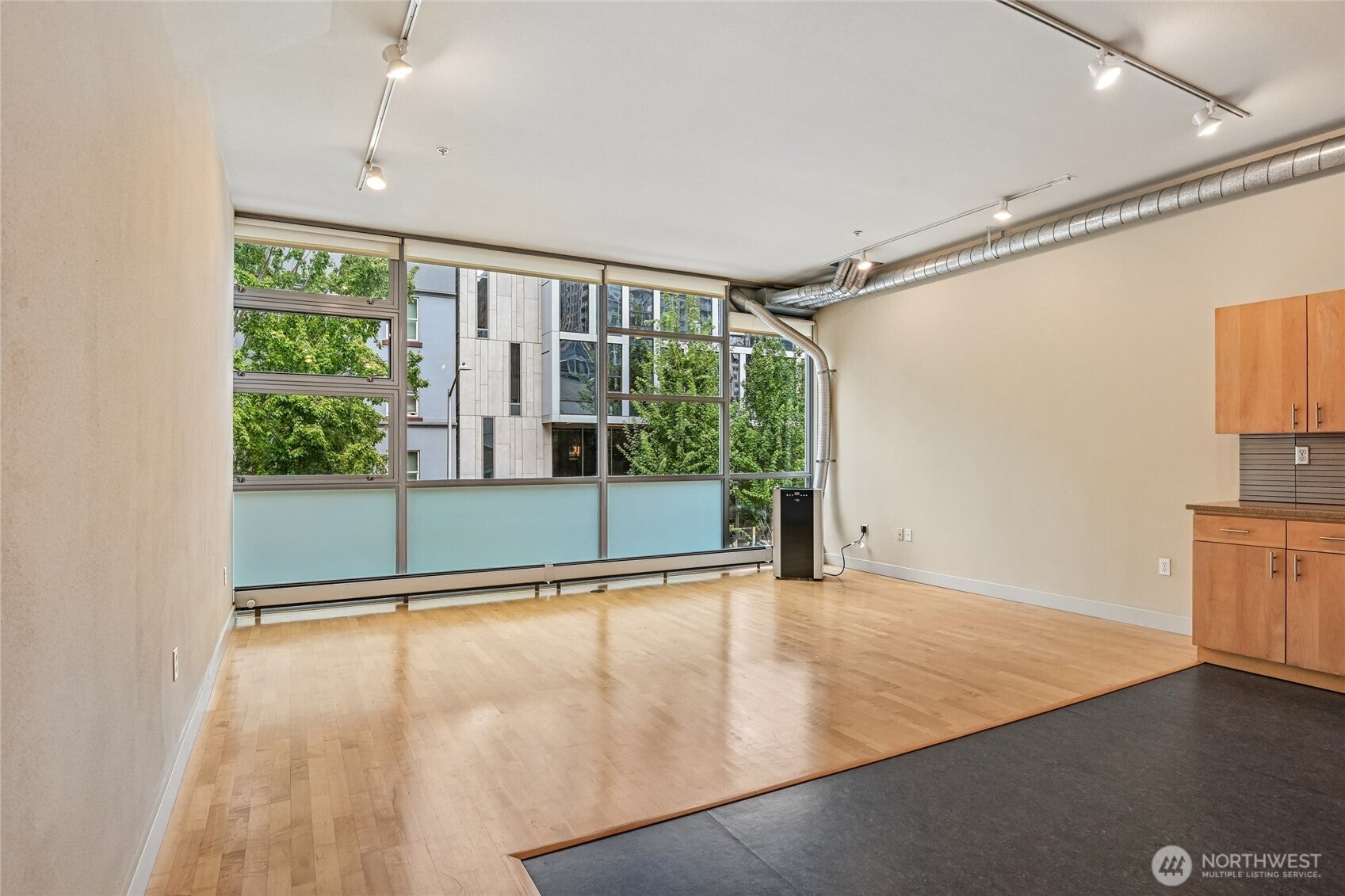 2015 Terry Avenue 415