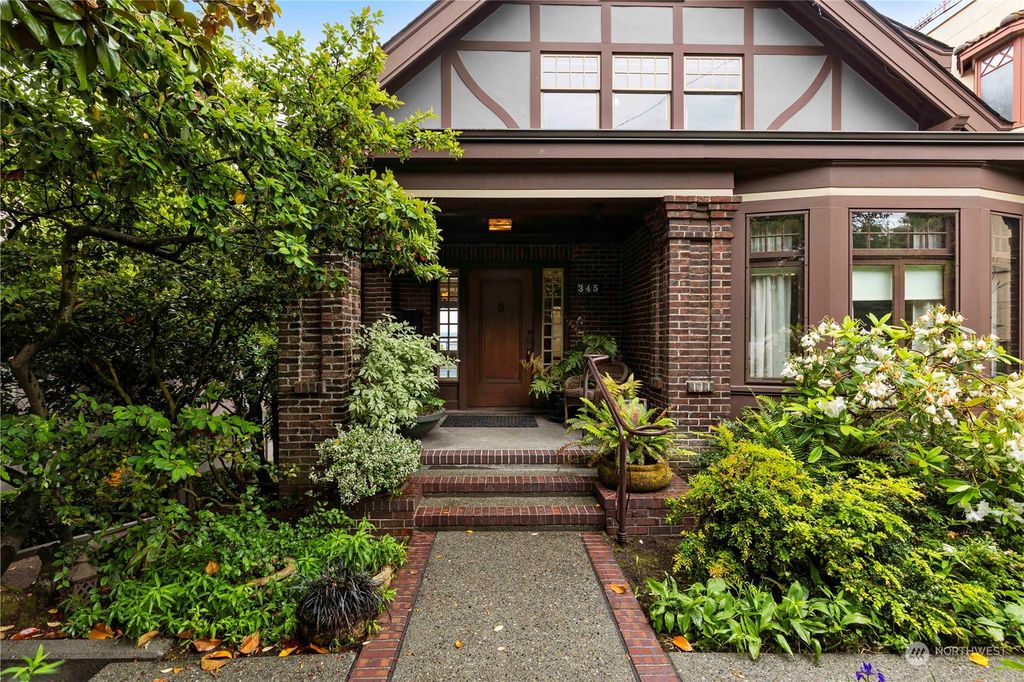 Photo of 345 W Olympic Place, Seattle, WA 98119 (MLS # 2243085)