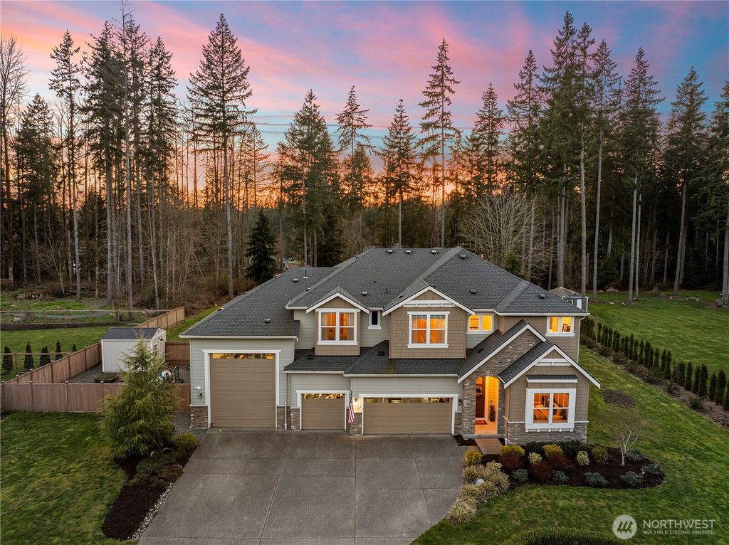 Photo of 11424 146th Avenue NE, Lake Stevens, WA 98258 (MLS # 2500192)