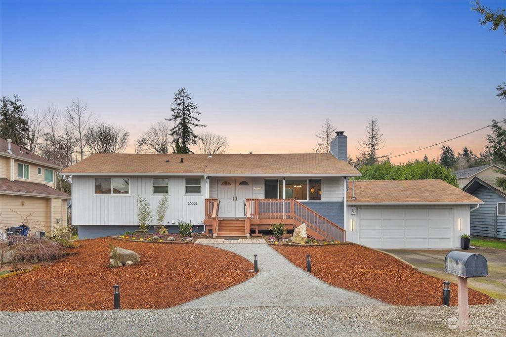 Photo of 28002 13th Avenue S, Des Moines, WA 98198 (MLS # 2199657)