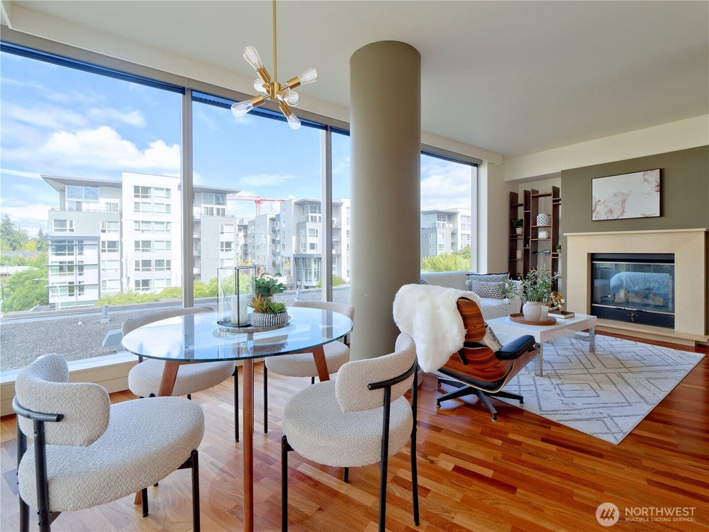 Photo of 10610 NE 9th Place, Bellevue, WA 98004 (MLS # 2575532)