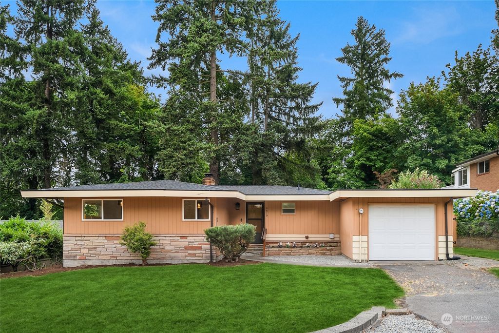 Photo of 4610 119th Avenue SE, Bellevue, WA 98006 (MLS # 2142827)
