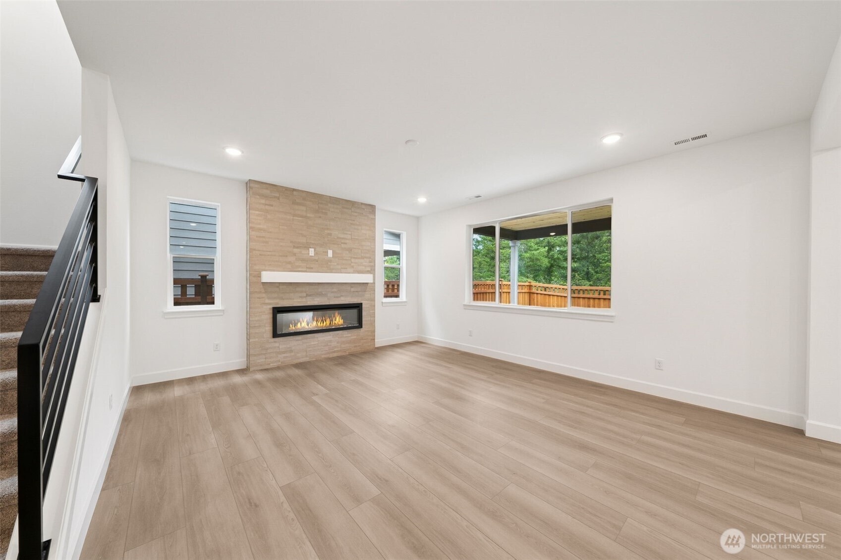 14532 203rd Avenue E 845