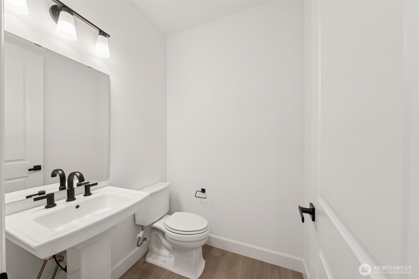 14532 203rd Avenue E 845