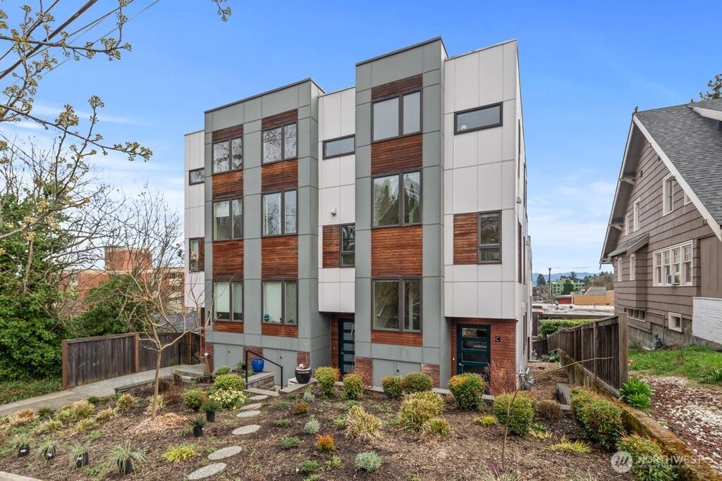 Photo of 9266 50th Avenue S #C, Seattle, WA 98118 (MLS # 2496667)