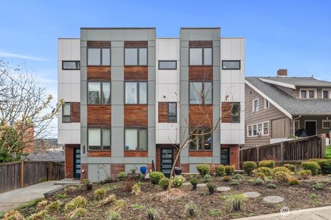 Photo of 9266 50th Avenue S #C, Seattle, WA 98118 (MLS # 2496667)