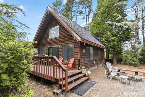 Photo of 2015 229th Place, Ocean Park, WA 98640 (MLS # 2555343)