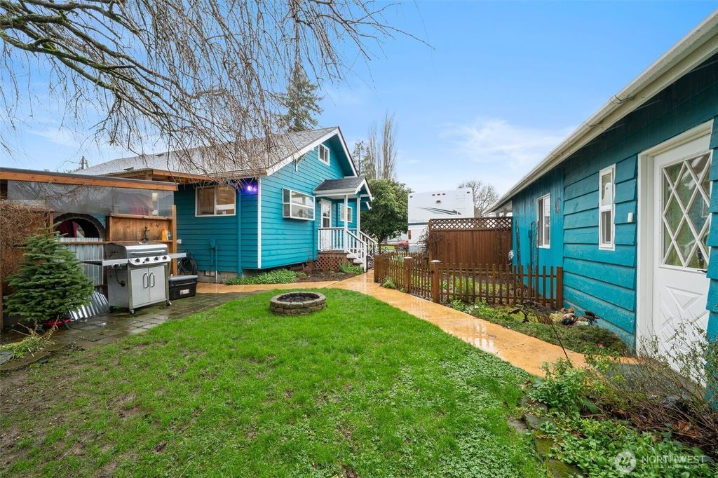 Photo of 0 Jennings Avenue, Sedro Woolley, WA 98284 (MLS # 2445559)