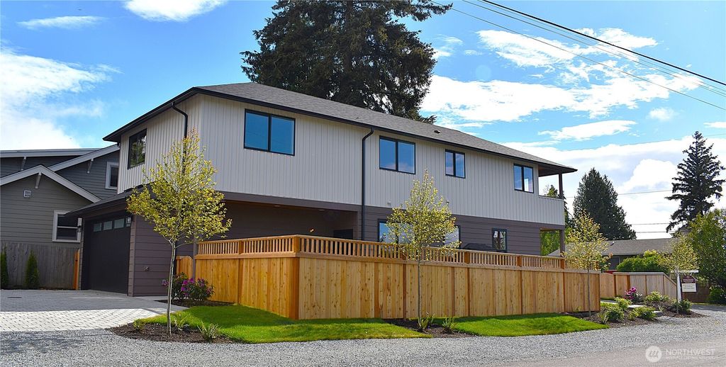 Photo of 10202 44th Avenue SW, Seattle, WA 98146 (MLS # 2526093)