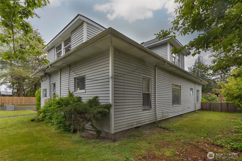 3322 S 10th Street