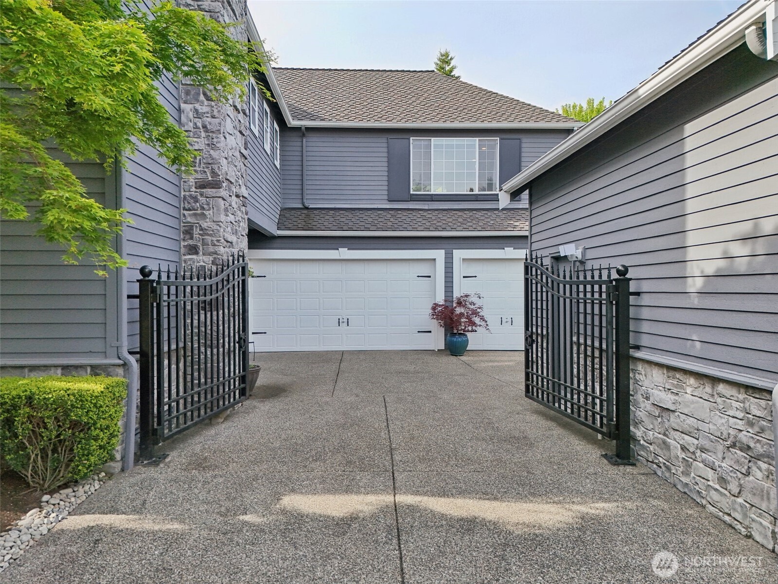 451 245th Avenue SE