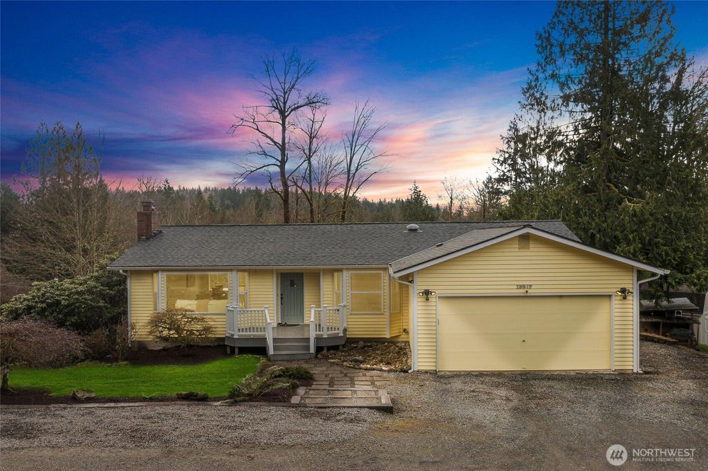 Photo of 13517 246th Avenue SE, Issaquah, WA 98027 (MLS # 2345823)