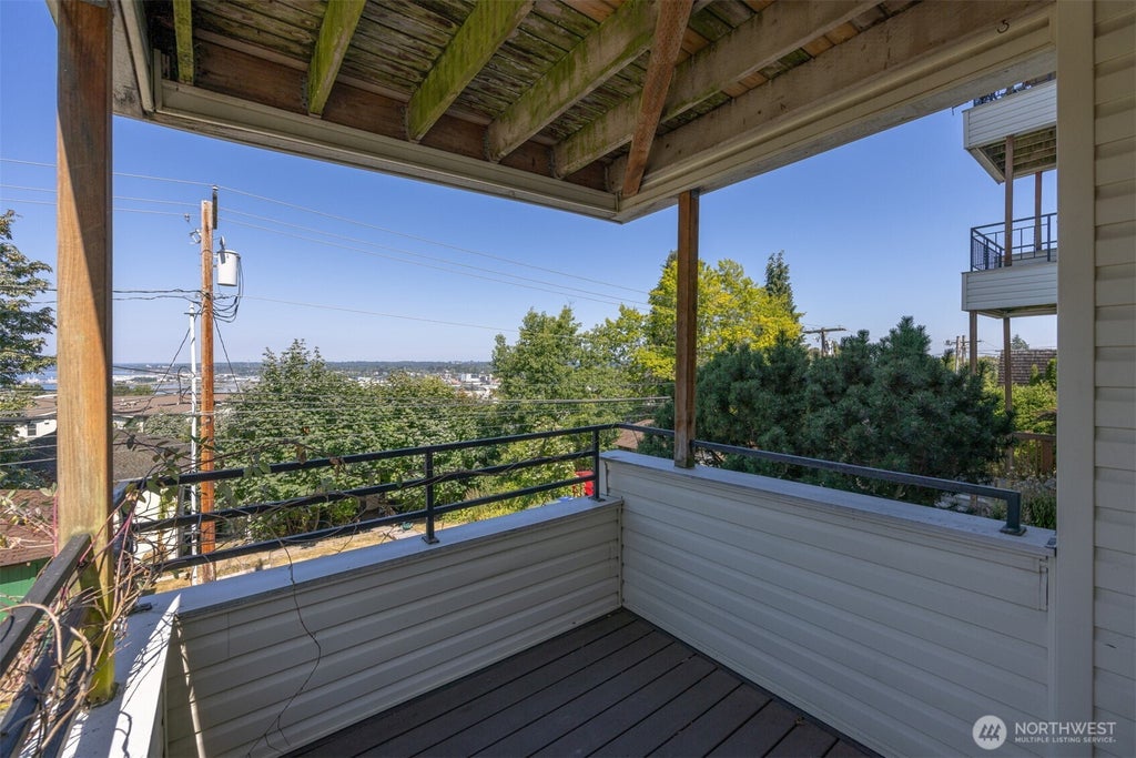 Photo of 919 High Street #101, Bellingham, WA 98225 (MLS # 2583448)