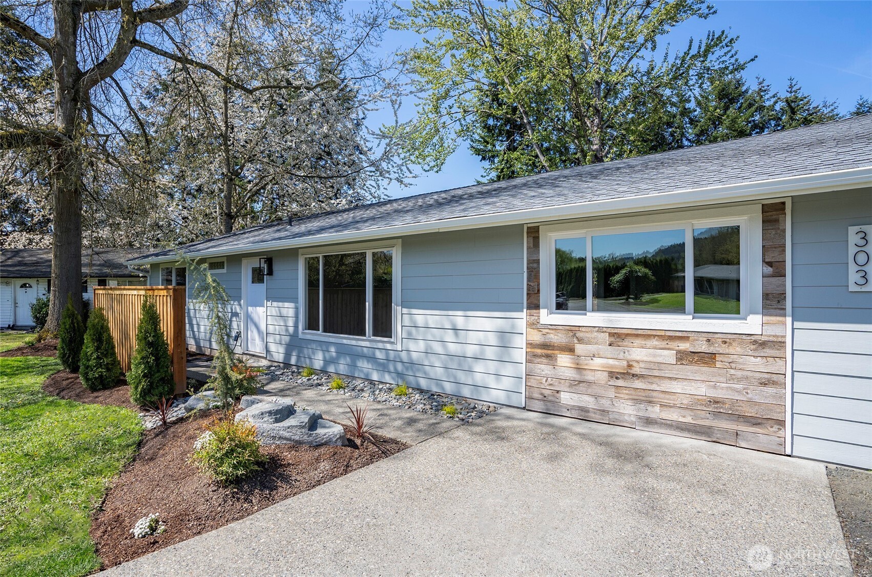 303 Alder Lane N