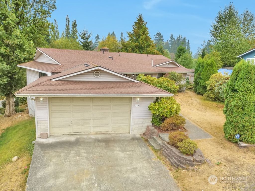 Photo of 1221 115th Drive SE, Lake Stevens, WA 98258 (MLS # 2004277)