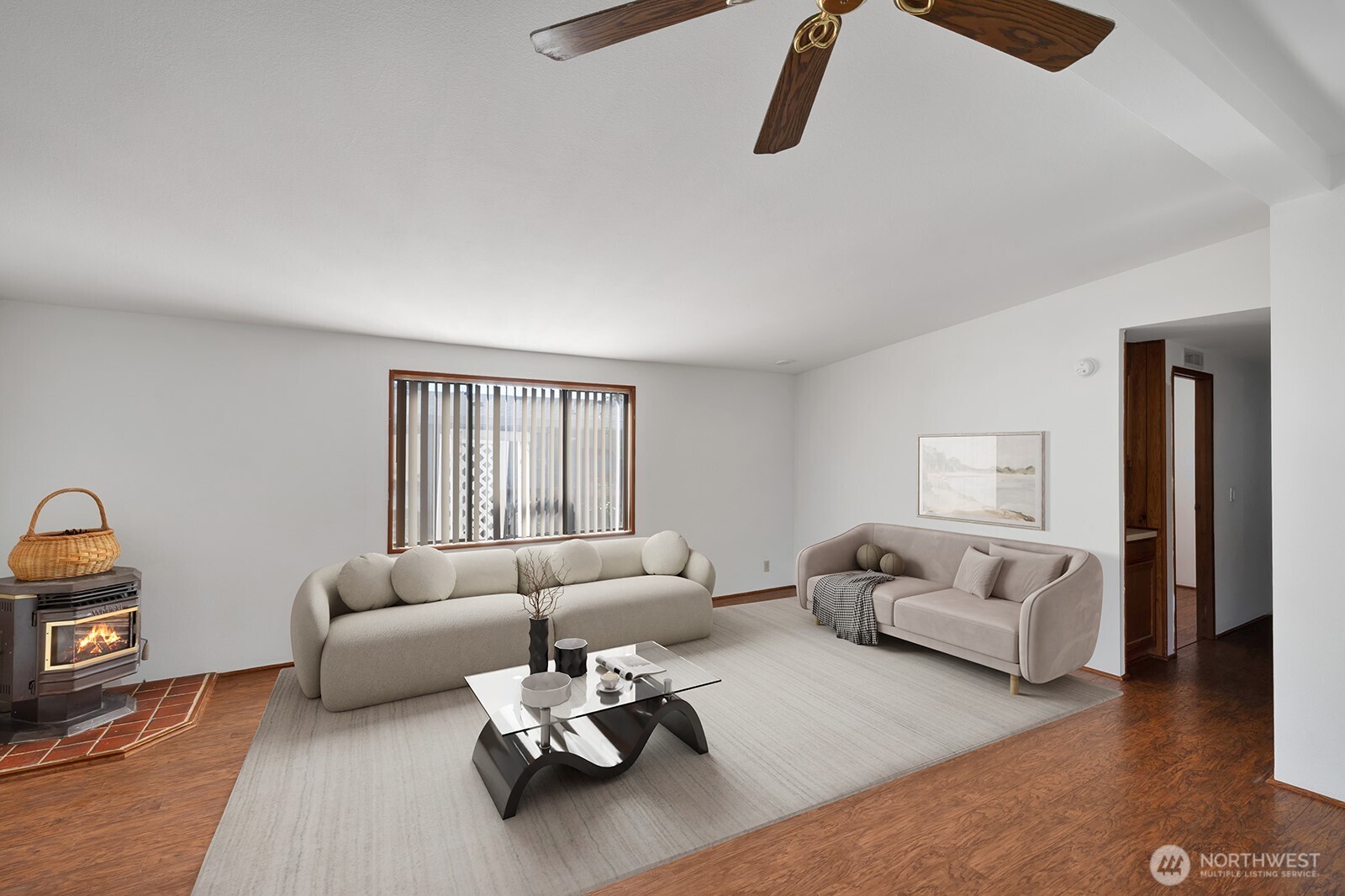 1402 22nd Street NE 549