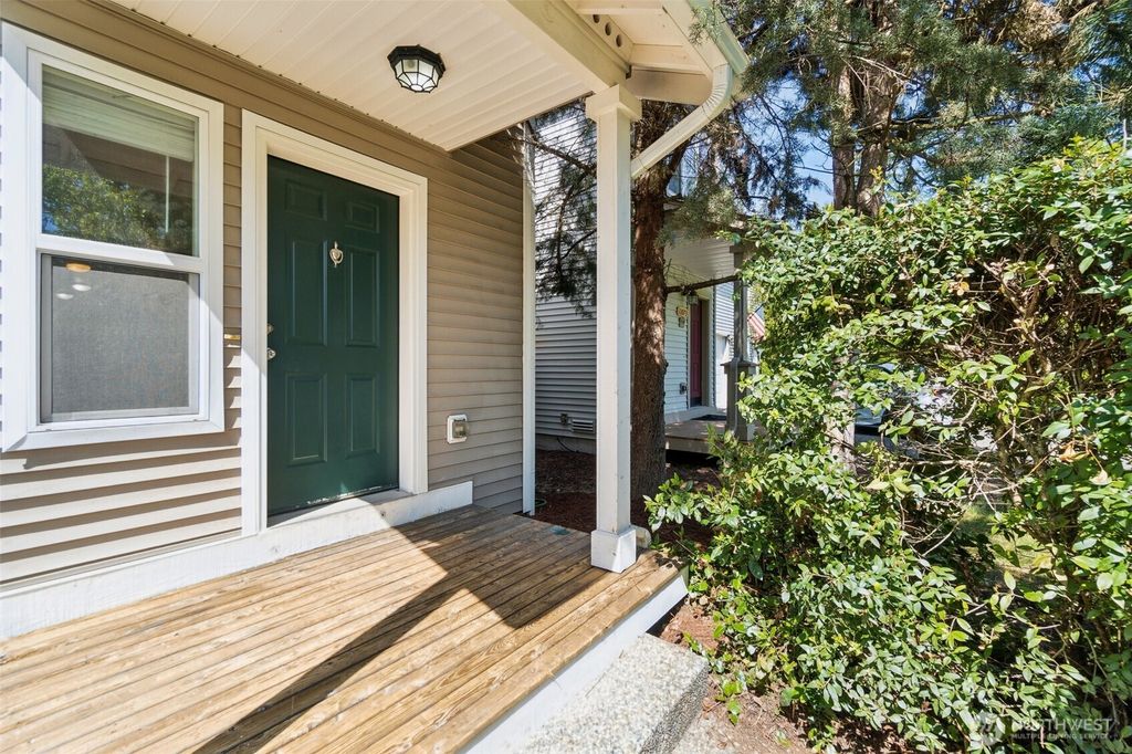 Photo of 11067 Elliston Way NE, Redmond, WA 98053 (MLS # 2363124)