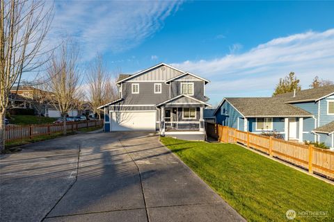 Photo of 250 Dallas Street, Mount Vernon, WA 98274 (MLS # 2464834)