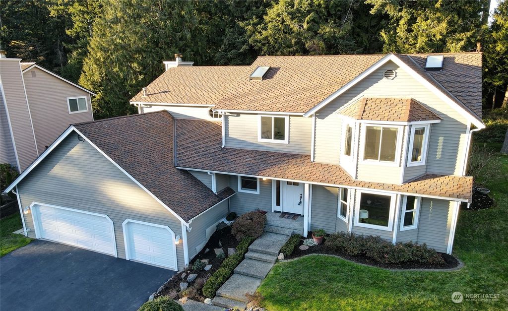 Photo of 1005 187th Place SW, Lynnwood, WA 98036 (MLS # 2178781)