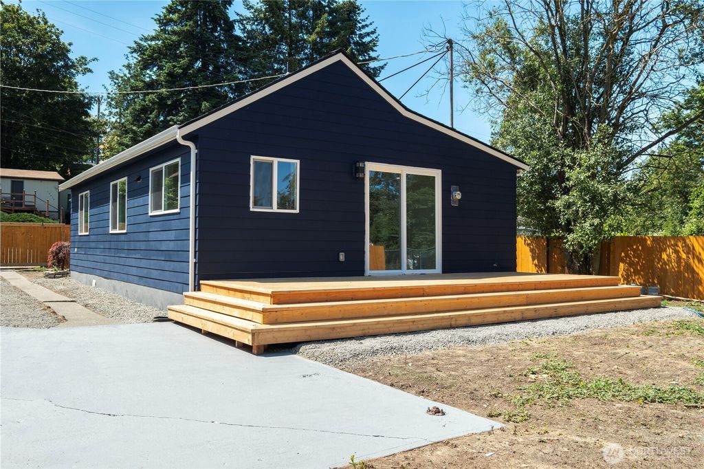 Photo of 12416 Roseberg Avenue S, Seattle, WA 98168 (MLS # 2410520)
