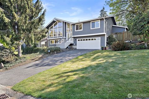 Photo of 5308 131st Street SE, Everett, WA 98208 (MLS # 2516516)