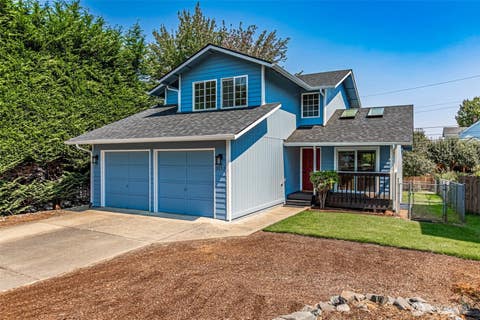 Photo of 5113 N Bristol Street, Tacoma, WA 98407 (MLS # 2568369)