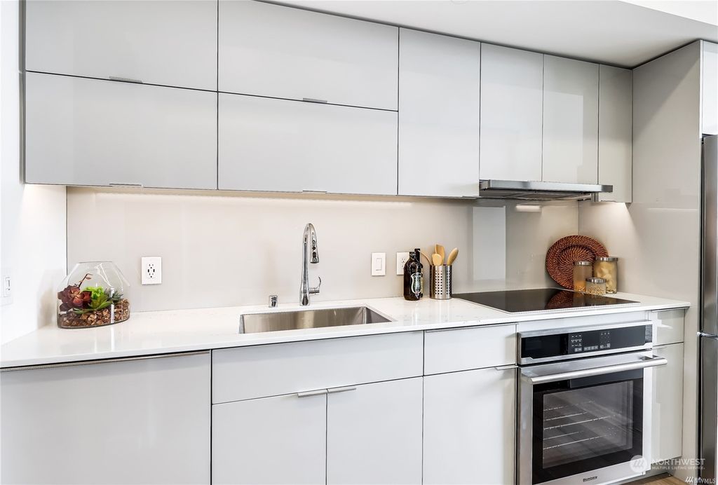 Photo of 450 S Main Street #504, Seattle, WA 98104 (MLS # 2128120)