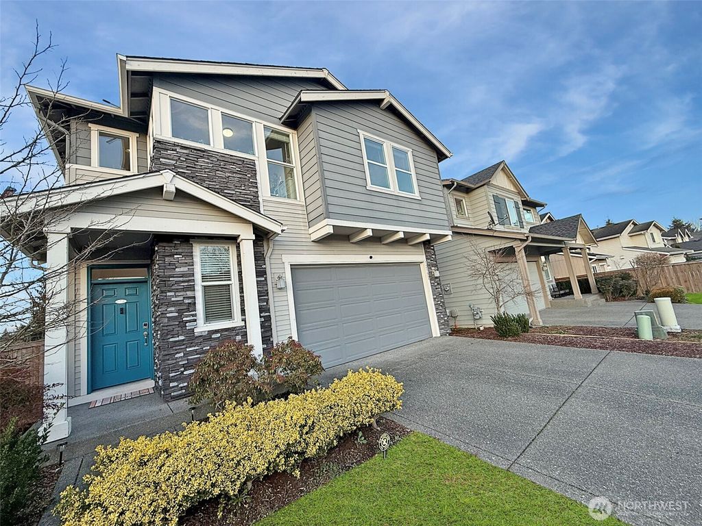 Photo of 12102 SE 314th Place, Auburn, WA 98092 (MLS # 2399170)