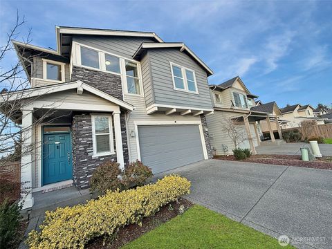 Photo of 12102 SE 314th Place, Auburn, WA 98092 (MLS # 2399170)